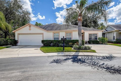 Villa ou maison à vendre à Tampa, Floride: 2 chambres, 124.58 m2 № 2436727 - photo 2