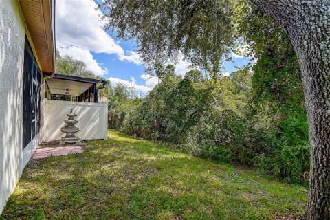 Villa ou maison à vendre à Tampa, Floride: 2 chambres, 124.58 m2 № 2436727 - photo 18