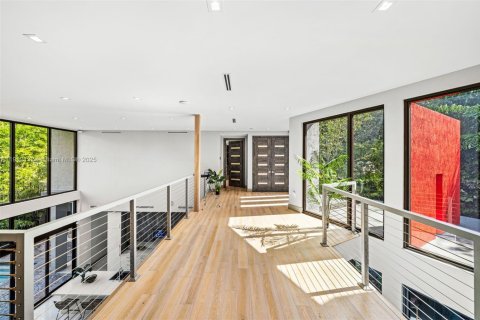 Купить виллу или дом в Майами, Флорида 5 спален, 488.57м2, № 1971280 - фото 23