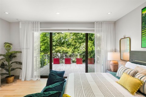 Купить виллу или дом в Майами, Флорида 5 спален, 488.57м2, № 1971280 - фото 26