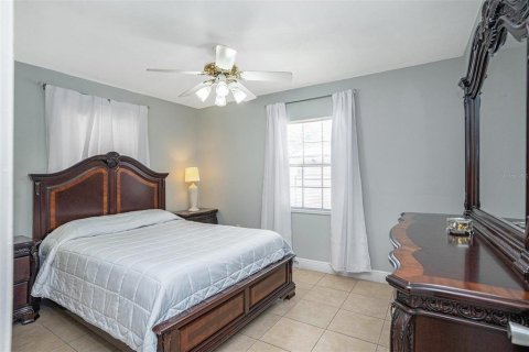 Casa en venta en Tampa, Florida, 4 dormitorios, 135.17 m2 № 1584568 - foto 10