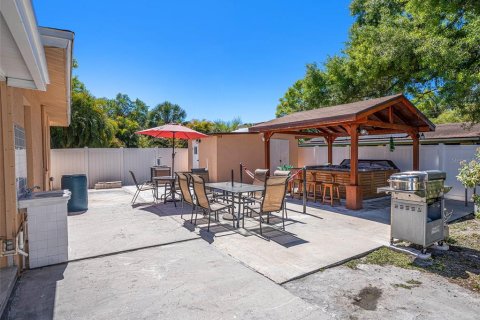 Casa en venta en Tampa, Florida, 4 dormitorios, 135.17 m2 № 1584568 - foto 17