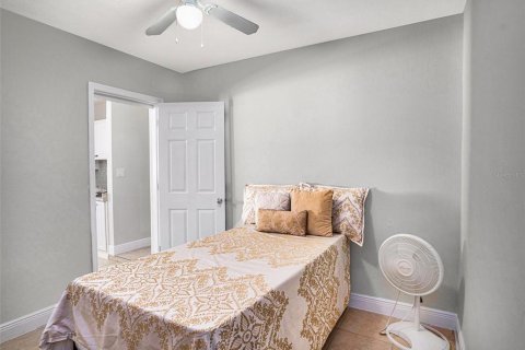 Casa en venta en Tampa, Florida, 4 dormitorios, 135.17 m2 № 1584568 - foto 12