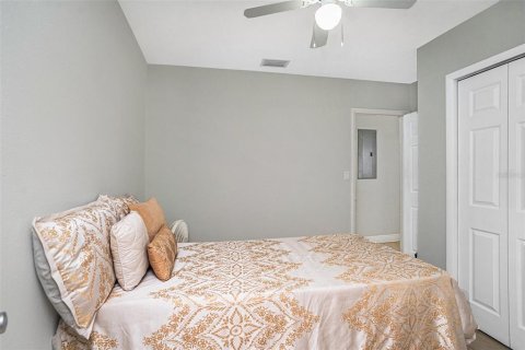 Casa en venta en Tampa, Florida, 4 dormitorios, 135.17 m2 № 1584568 - foto 11