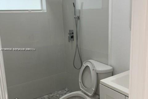 Villa ou maison à louer à West Park, Floride: 3 chambres, 86.49 m2 № 2010963 - photo 4