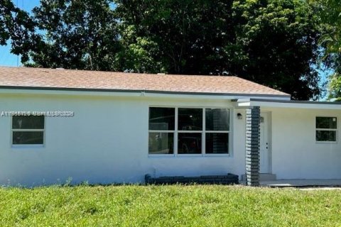 Villa ou maison à West Park, Floride 3 chambres, 86.49 m2 № 2010963