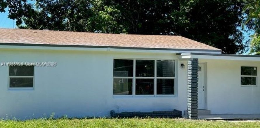 Villa ou maison à West Park, Floride 3 chambres, 86.49 m2 № 2010963