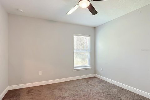 Villa ou maison à vendre à Kissimmee, Floride: 4 chambres, 152.36 m2 № 2420408 - photo 15