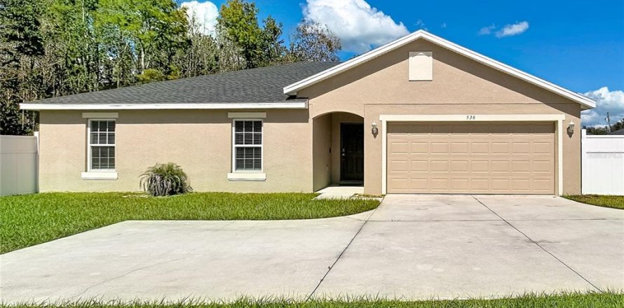 Villa ou maison à Kissimmee, Floride 4 chambres, 152.36 m2 № 2420408