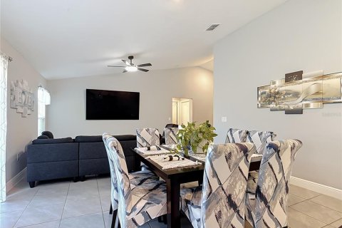 Villa ou maison à vendre à Kissimmee, Floride: 4 chambres, 152.36 m2 № 2420408 - photo 7