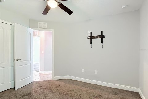 Villa ou maison à vendre à Kissimmee, Floride: 4 chambres, 152.36 m2 № 2420408 - photo 17
