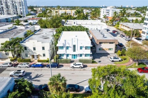 Снять в аренду квартиру в Майами-Бич, Флорида 58.06м2, № 2051265 - фото 4