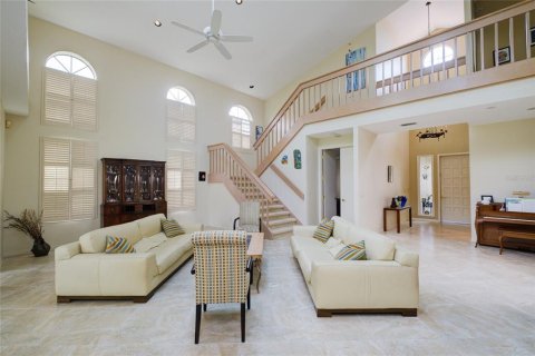 House in Sarasota, Florida 3 bedrooms, 298.68 sq.m. № 1603196 - photo 12