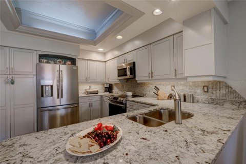 House in Sarasota, Florida 3 bedrooms, 298.68 sq.m. № 1603196 - photo 17