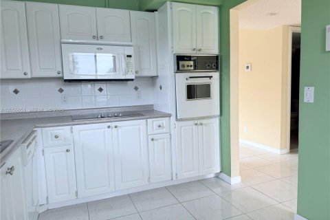 Copropriété à vendre à Weston, Floride: 2 chambres, 114.36 m2 № 2280823 - photo 10