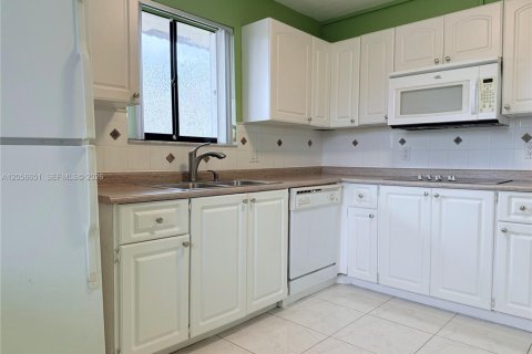 Copropriété à vendre à Weston, Floride: 2 chambres, 114.36 m2 № 2280823 - photo 11