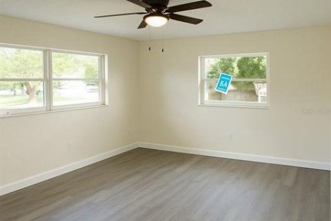 Casa en venta en Deltona, Florida, 3 dormitorios, 144.18 m2 № 1893917 - foto 8