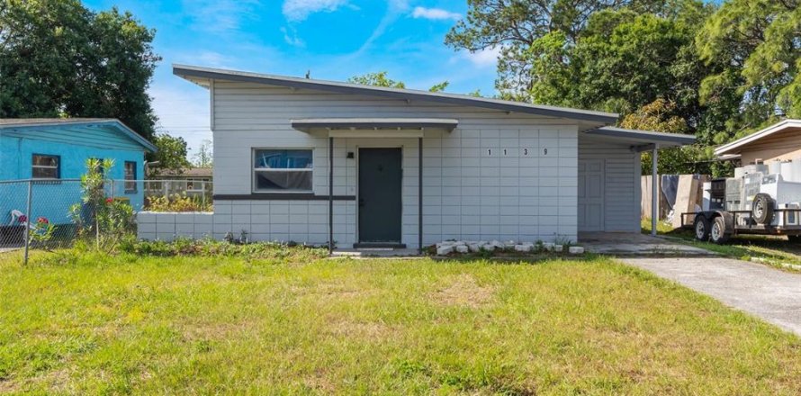 Villa ou maison à Cocoa, Floride 3 chambres, 78.97 m2 № 1640148