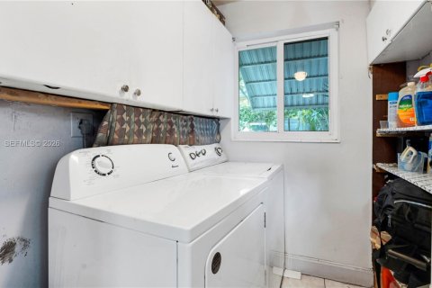 Casa en venta en Hollywood, Florida, 3 dormitorios, 167.6 m2 № 2430250 - foto 30