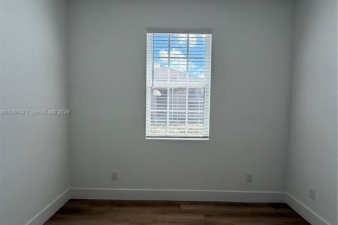 House in Lehigh Acres, Florida 3 bedrooms № 2043158 - photo 22