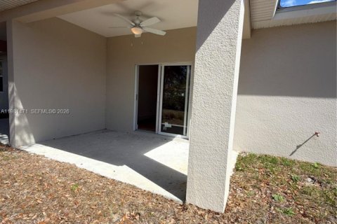House in Lehigh Acres, Florida 3 bedrooms № 2043158 - photo 6