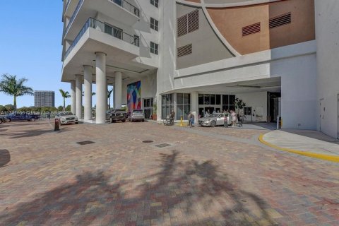 Copropriété à vendre à Hollywood, Floride: 1 chambre, 65.22 m2 № 1981810 - photo 7