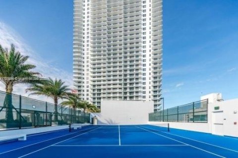 Copropriété à vendre à Hollywood, Floride: 1 chambre, 65.22 m2 № 1981810 - photo 4