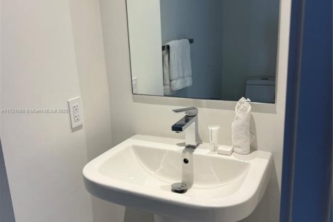 Copropriété à vendre à Hollywood, Floride: 1 chambre, 65.22 m2 № 1981810 - photo 17