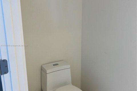 Copropriété à vendre à Hollywood, Floride: 1 chambre, 65.22 m2 № 1981810 - photo 18