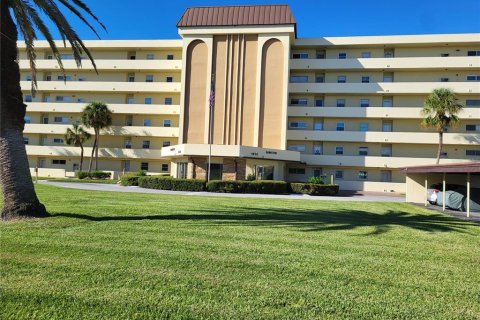 Condo à Saint Petersburg, Floride, 2 chambres  № 2104394