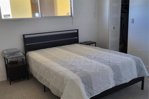 Copropriété à louer à Saint Petersburg, Floride: 2 chambres, 90.12 m2 № 2104394 - photo 12