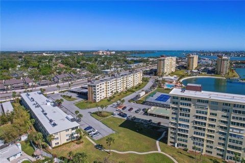 Copropriété à louer à Saint Petersburg, Floride: 2 chambres, 90.12 m2 № 2104394 - photo 25