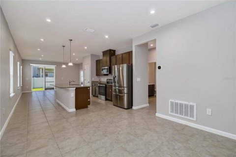 House in Lakewood Ranch, Florida 3 bedrooms, 139.45 sq.m. № 2219325 - photo 7