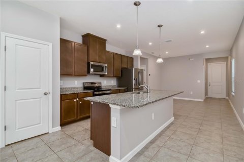 House in Lakewood Ranch, Florida 3 bedrooms, 139.45 sq.m. № 2219325 - photo 12