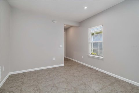 House in Lakewood Ranch, Florida 3 bedrooms, 139.45 sq.m. № 2219325 - photo 9