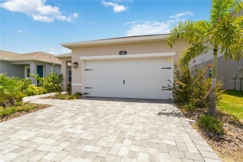 House in Lakewood Ranch, Florida 3 bedrooms, 139.45 sq.m. № 2219325 - photo 4