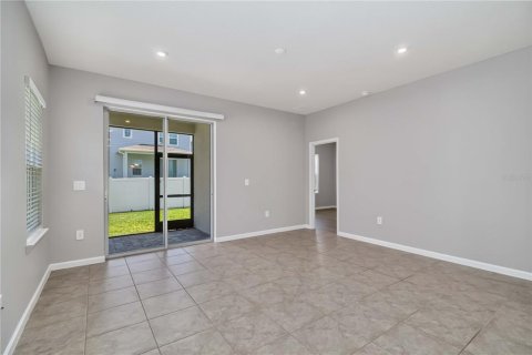 House in Lakewood Ranch, Florida 3 bedrooms, 139.45 sq.m. № 2219325 - photo 13