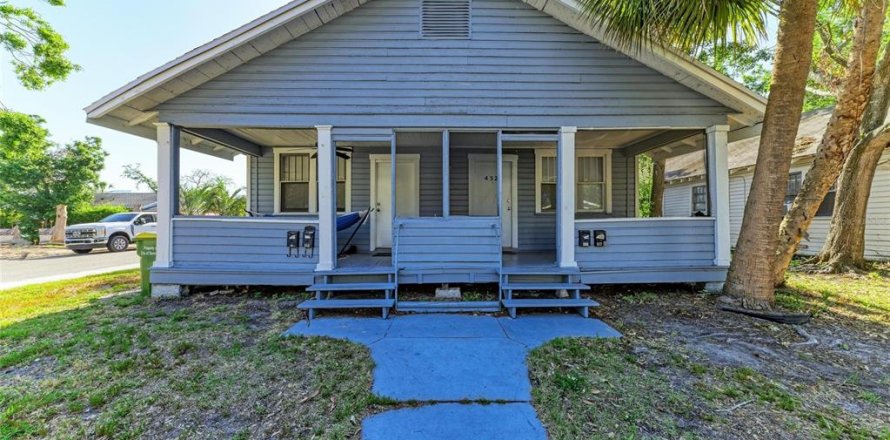 Propiedad comercial en Sarasota, Florida 4 dormitorios, 191.66 m2 № 1662806