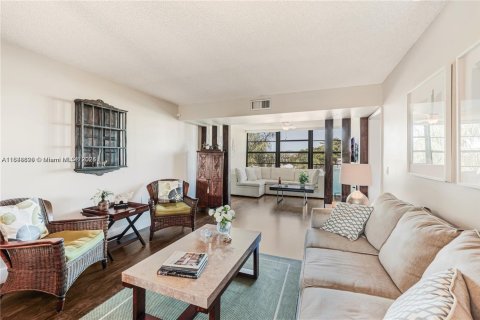 Купить кондоминиум в Дейви, Флорида 3 спальни, 128.67м2, № 1850472 - фото 2