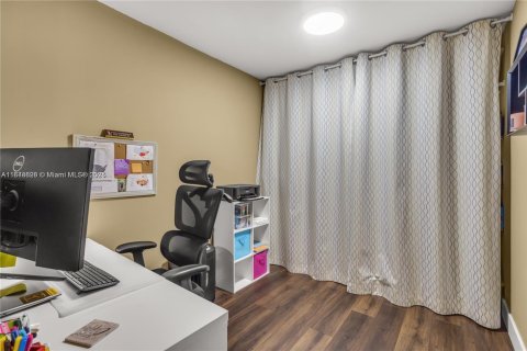Купить кондоминиум в Дейви, Флорида 3 спальни, 128.67м2, № 1850472 - фото 14
