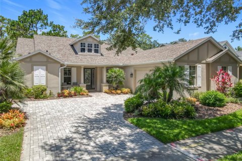 House in DeLand, Florida 4 bedrooms, 238.67 sq.m. № 1795161 - photo 1