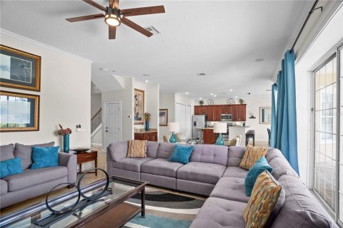 House in Four Corners, Florida 5 bedrooms, 333.15 sq.m. № 2206045 - photo 8