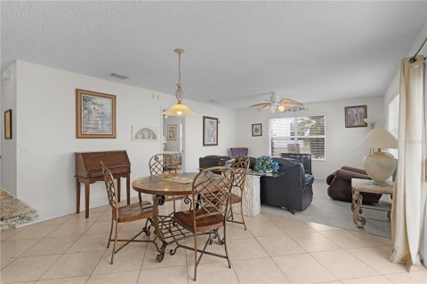 Casa en venta en The Villages, Florida, 1 dormitorio, 77.39 m2 № 1757047 - foto 19