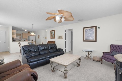 Casa en venta en The Villages, Florida, 1 dormitorio, 77.39 m2 № 1757047 - foto 11