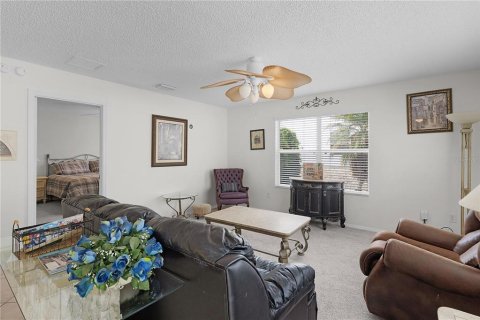 Casa en venta en The Villages, Florida, 1 dormitorio, 77.39 m2 № 1757047 - foto 10