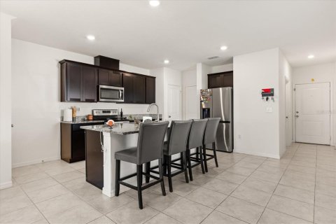 Townhouse in Davenport, Florida 3 bedrooms, 146.6 sq.m. № 1757278 - photo 6