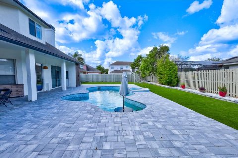 Casa en venta en Orlando, Florida, 5 dormitorios, 290.97 m2 № 1722319 - foto 28