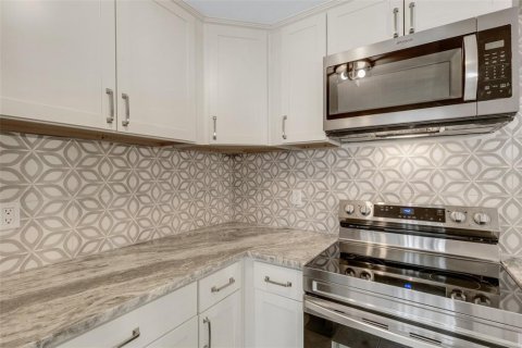 Condominio en venta en Sarasota, Florida, 2 dormitorios, 108.79 m2 № 1661763 - foto 12