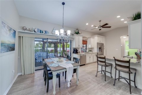 House in Port Charlotte, Florida 3 bedrooms, 152.27 sq.m. № 1650521 - photo 13