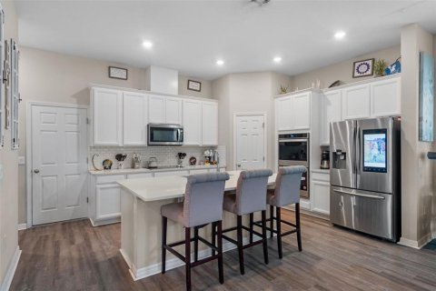 House in Winter Garden, Florida 4 bedrooms, 204.76 sq.m. № 1822938 - photo 11